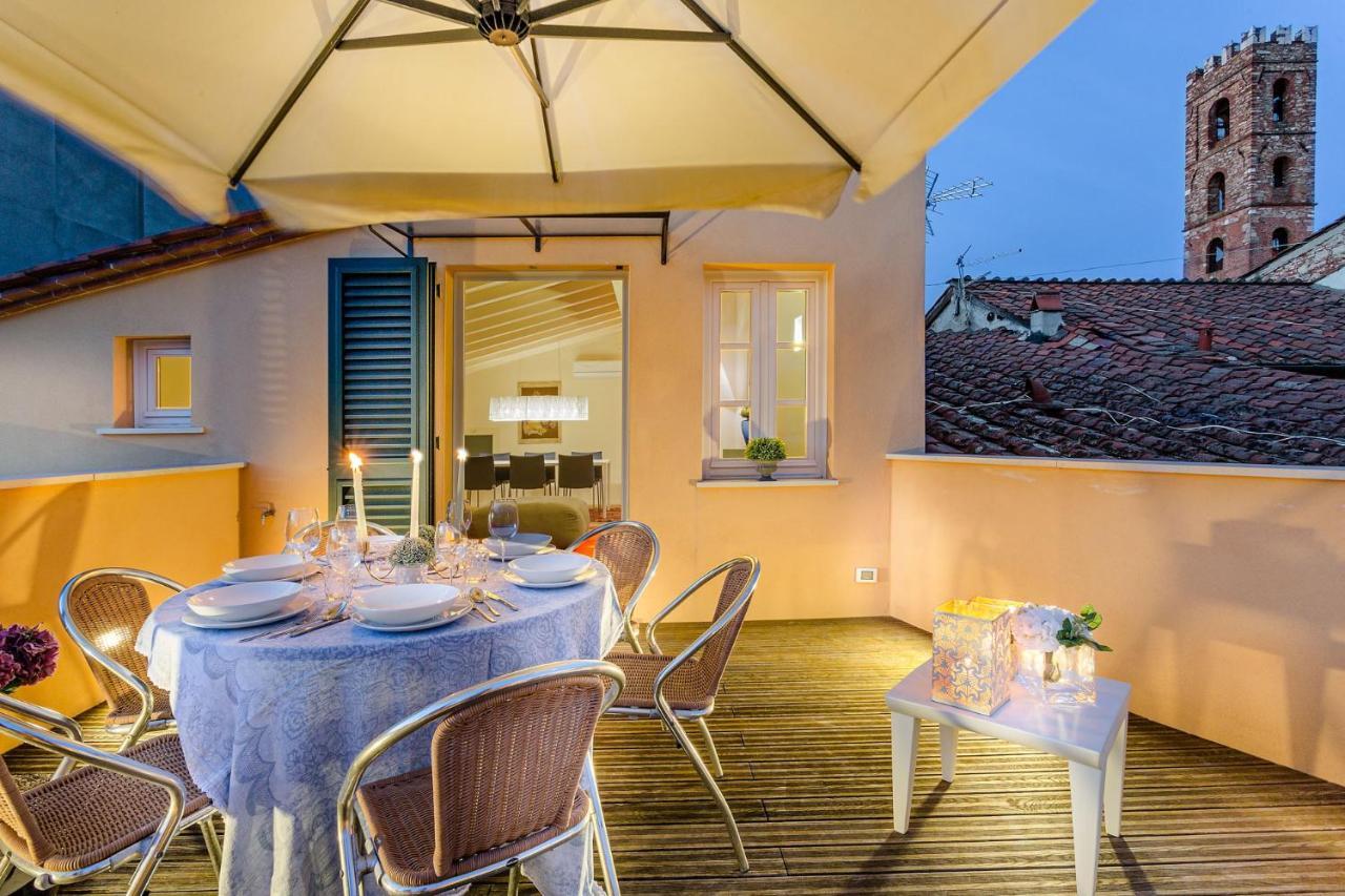 Apartment Casa Cachi 3, Breathtaking Views Of From A Spacious Furnished Terrace Inside The Walls Lucca